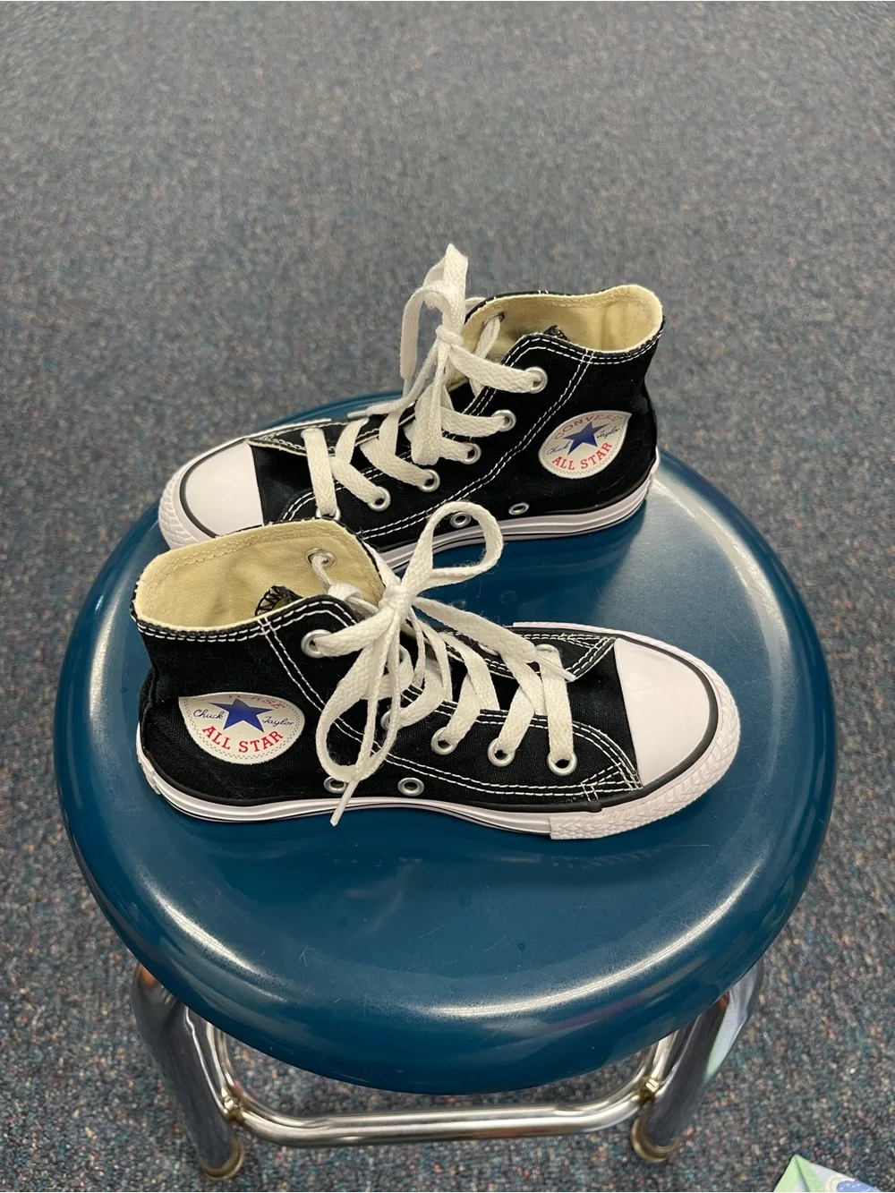 Converse Black & White Kids High Top Sneakers Youth 12 EUC